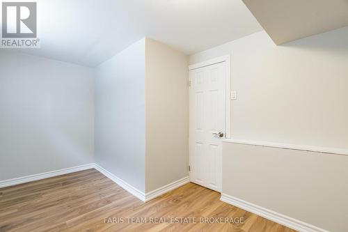 18 Newton Street, Barrie, ON - Indoor Photo Showing Other Room