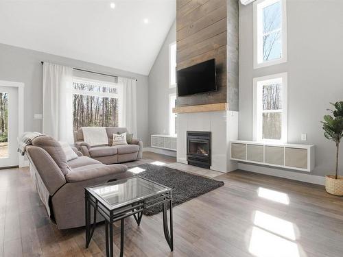 55 Tori Lane, Fall River, NS 