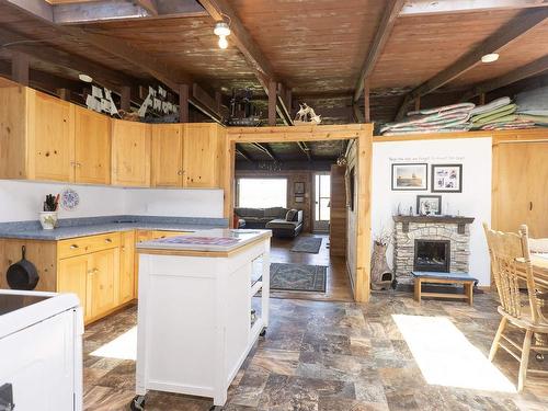 208 Lighthouse Road, Parrsboro, NS 