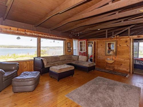 208 Lighthouse Road, Parrsboro, NS 