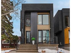 8944 145 ST NW  Edmonton, AB T5R 0T8