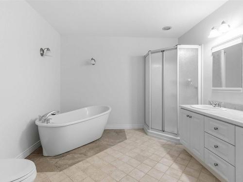 24 King Street, Dartmouth, NS 