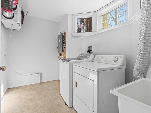 24 King Street, Dartmouth, NS 