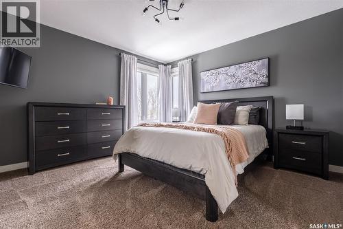 922 Budz Green, Saskatoon, SK - Indoor Photo Showing Bedroom