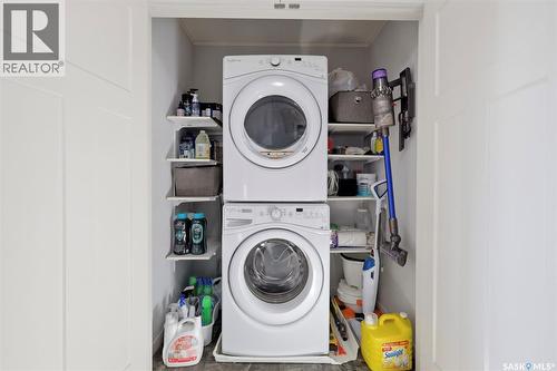 263 250 Akhtar Bend, Saskatoon, SK - Indoor Photo Showing Laundry Room