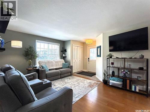 1603 1015 Patrick Crescent, Saskatoon, SK - Indoor Photo Showing Living Room