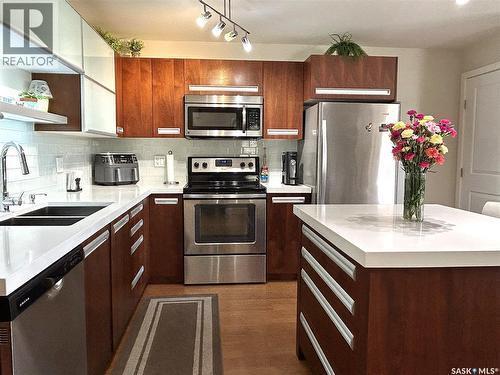 1603 1015 Patrick Crescent, Saskatoon, SK - Indoor Photo Showing Kitchen With Double Sink With Upgraded Kitchen