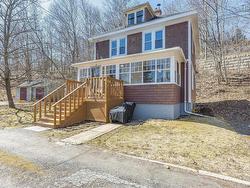 25 Willow Lane  Kentville, NS B4N 2J2