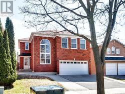 1590 ASTRELLA CRESCENT  Mississauga, ON L5M 5A1