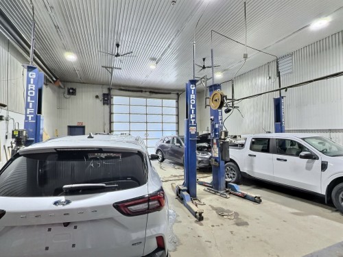 Garage - 385 Mtée Letang, Témiscaming, QC - Indoor Photo Showing Garage