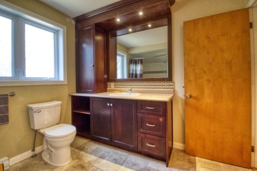 Salle de bains - 6 Rue Edward, Ormstown, QC - Indoor Photo Showing Bathroom