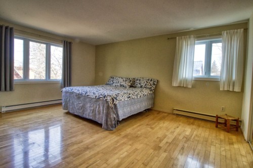 Chambre à coucher principale - 6 Rue Edward, Ormstown, QC - Indoor Photo Showing Bedroom