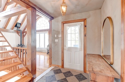 Entry - 70 Ch. Schoolcraft, Potton, QC - Indoor Photo Showing Other Room