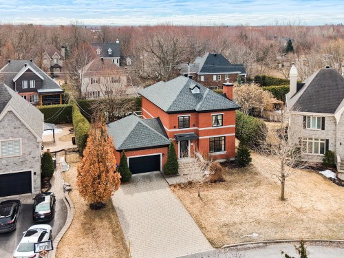 140 Place Alexandre-De Prouville  Carignan, QC J3L 6X2