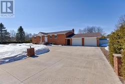 690 PINERIDGE CRESCENT Petawawa, ON K8A 7X6