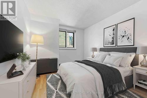 1602 - 199 Kent Street N, Ottawa, ON - Indoor Photo Showing Bedroom
