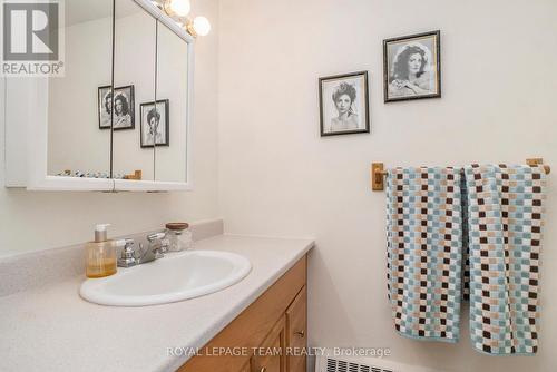 Bathroom - 705 - 1356 Meadowlands Drive E, Ottawa, ON - Indoor Photo Showing Bathroom