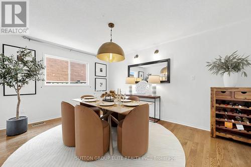 2768 Peacock Drive, Mississauga, ON - Indoor Photo Showing Dining Room