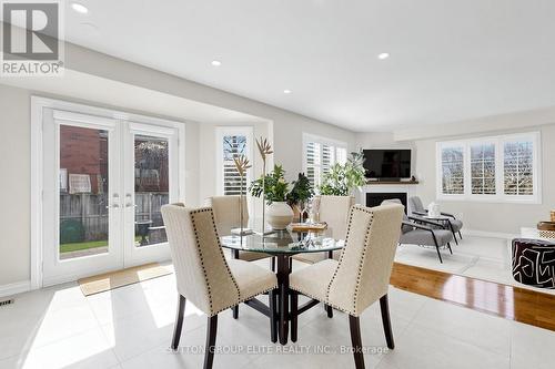2768 Peacock Drive, Mississauga, ON - Indoor Photo Showing Dining Room