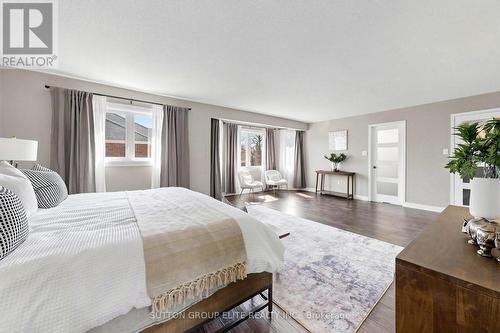 2768 Peacock Drive, Mississauga, ON - Indoor Photo Showing Bedroom