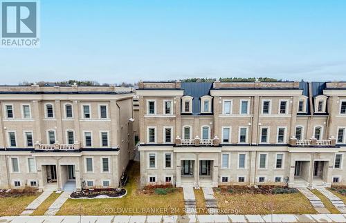 9414 Bayview Avenue, Richmond Hill (Observatory), ON - Outdoor With Facade