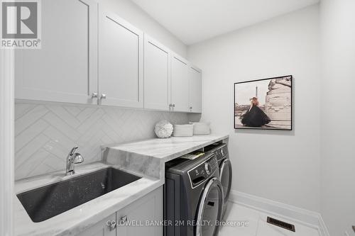 9414 Bayview Avenue, Richmond Hill (Observatory), ON - Indoor Photo Showing Laundry Room