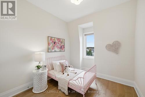 9414 Bayview Avenue, Richmond Hill (Observatory), ON - Indoor Photo Showing Bedroom