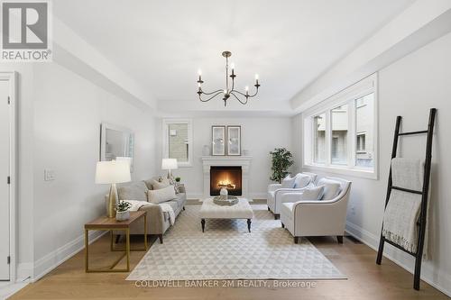 9414 Bayview Avenue, Richmond Hill (Observatory), ON - Indoor Photo Showing Living Room With Fireplace