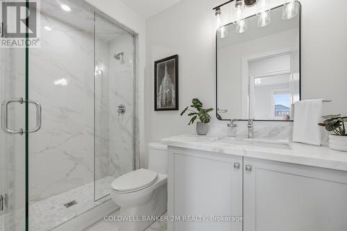9414 Bayview Avenue, Richmond Hill (Observatory), ON - Indoor Photo Showing Bathroom