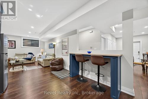 517 Silverbirch Drive, Tiny, ON - Indoor
