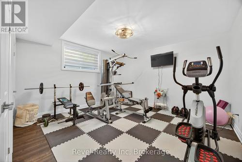 517 Silverbirch Drive, Tiny, ON - Indoor Photo Showing Gym Room