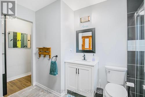 22 Laurier Boulevard, Tiny, ON - Indoor Photo Showing Bathroom