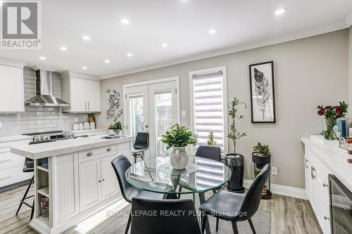 6422 Sapling Trail, Mississauga, ON - Indoor Photo Showing Dining Room