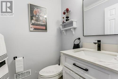 6422 Sapling Trail, Mississauga, ON - Indoor Photo Showing Bathroom