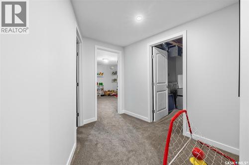 15 Thistle Bay, Regina, SK - Indoor Photo Showing Other Room