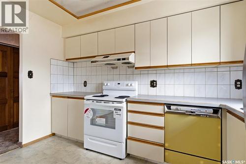 101 Mcnab Crescent, Regina, SK - Indoor Photo Showing Kitchen