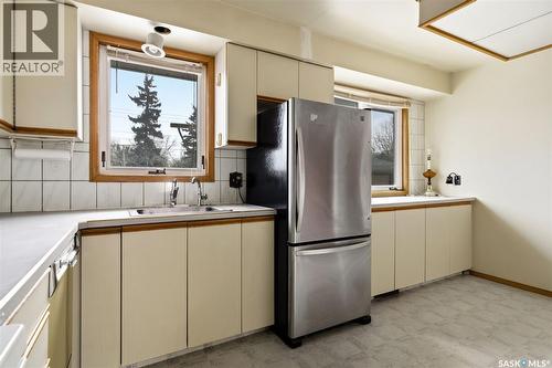 101 Mcnab Crescent, Regina, SK - Indoor Photo Showing Kitchen