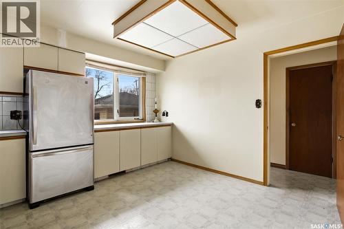 101 Mcnab Crescent, Regina, SK - Indoor Photo Showing Kitchen
