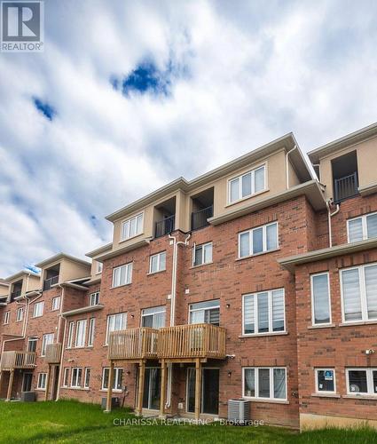 1085 Garner Road E, Hamilton, ON - Outdoor With Exterior