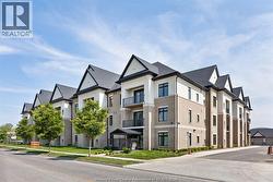 1855 WYOMING Unit# 312 Lasalle, ON N9H 0C7