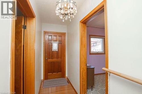 91 Pearl Street N, Hamilton, ON - Indoor Photo Showing Other Room