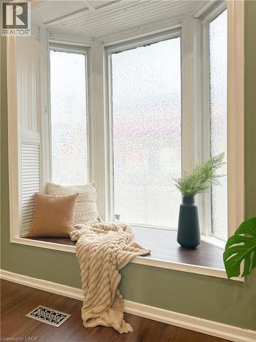 153 Wellington Street N, Hamilton, ON - Indoor