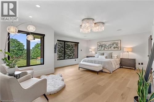 18 Fox Run Drive, Puslinch, ON - Indoor Photo Showing Bedroom
