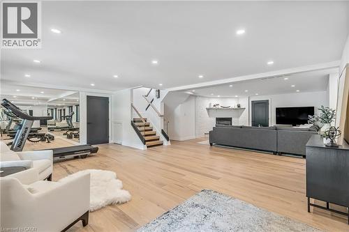 18 Fox Run Drive, Puslinch, ON - Indoor Photo Showing Gym Room