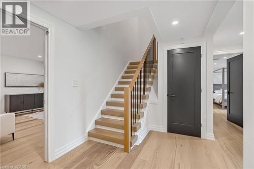 18 Fox Run Drive, Puslinch, ON - Indoor Photo Showing Other Room