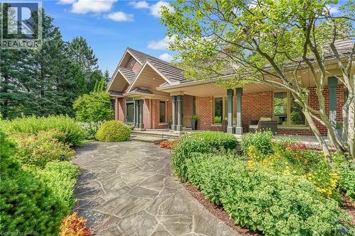 18 Fox Run Drive, Puslinch, ON - Outdoor