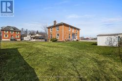 6745 MAIN STREET Whitchurch-Stouffville, ON L4A 6B5