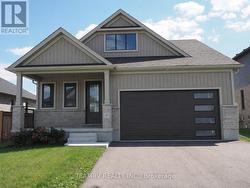11 SYCAMORE DRIVE Tillsonburg, ON N4G 5S3