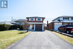361 CARNABY COURT Oshawa (Centennial), ON L1G 6N7