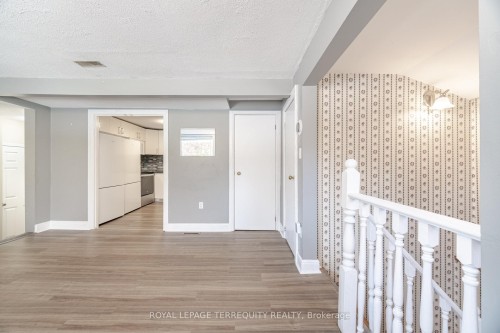 16 Royal Avenue, Hamilton, ON - Indoor